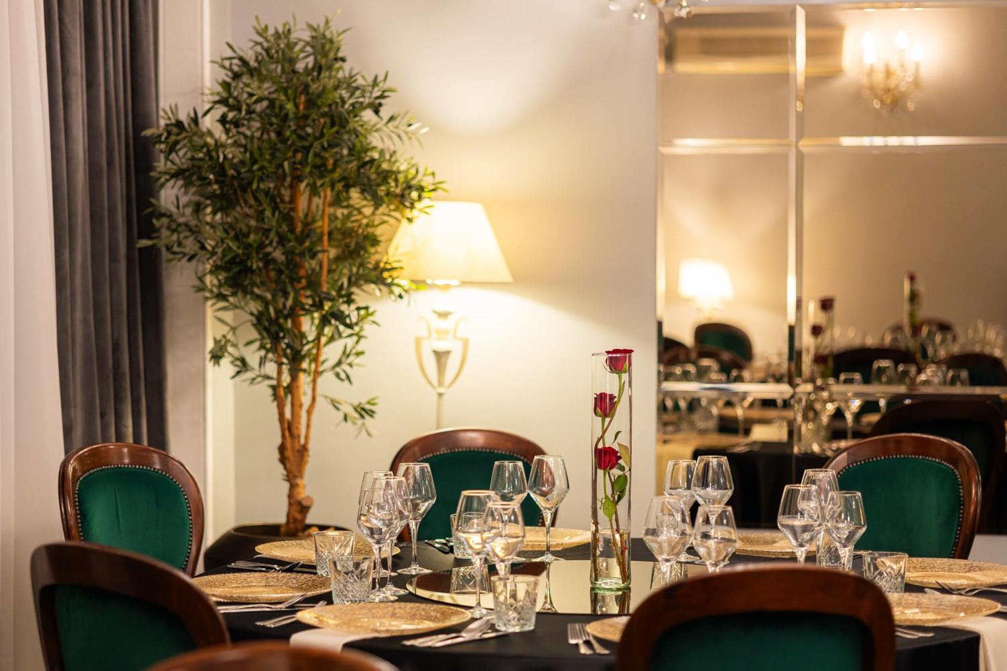 Hotel Brilliant Meses Zalău Eksteriør billede